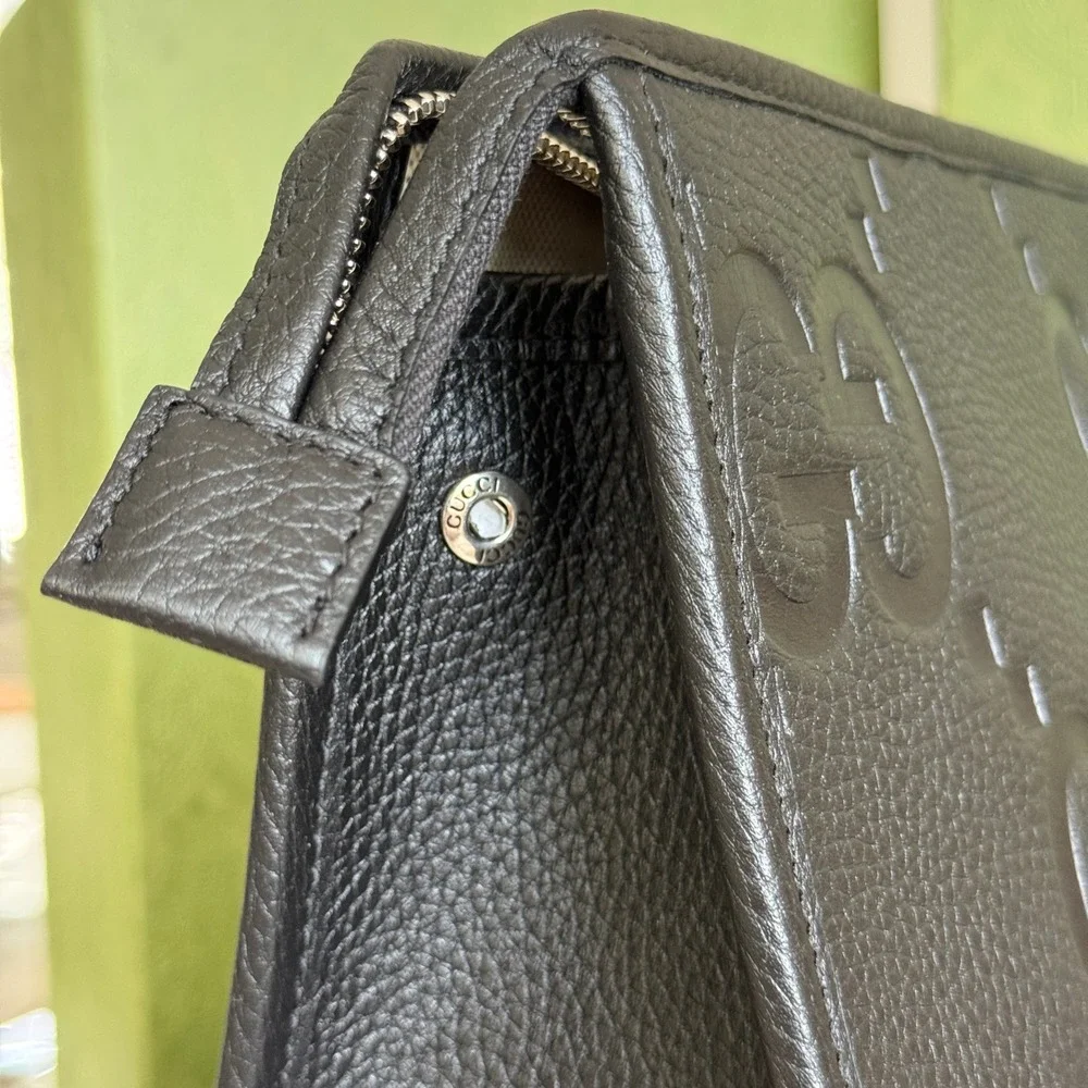 Gucci Jumbo GG‎ Black Grained Leather Pouch Men's 739490